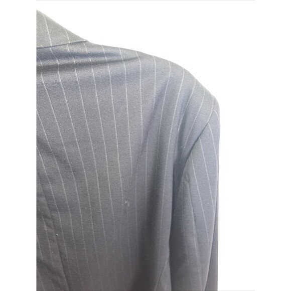 Chaps Suit Jacket Men’s Size 40R Black Pinstripe Three Button Wool Formal - Picture 10 of 13